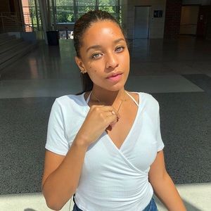 Meet your Posher, Isabella